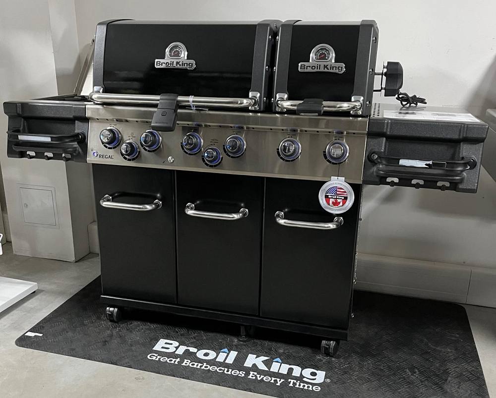 Broil King REGAL 690 XL BLACK inkl. Drehspieß Ausstellungsstück