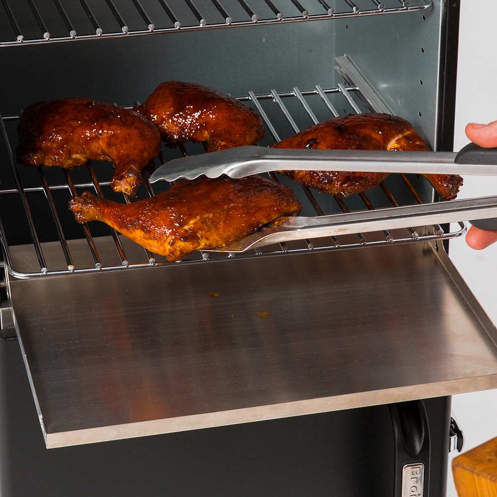 Broil King VERTICAL™ CHARCOAL SMOKER