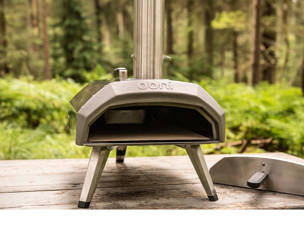 Ooni Karu 12 Multi-Brennstoff Pizzaofen für Holz / Holzkohle