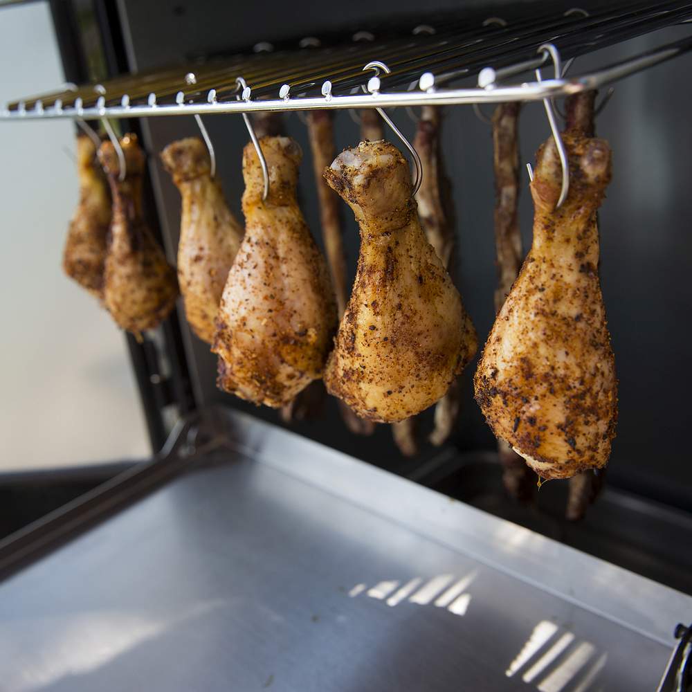 Broil King VERTICAL™ CHARCOAL SMOKER