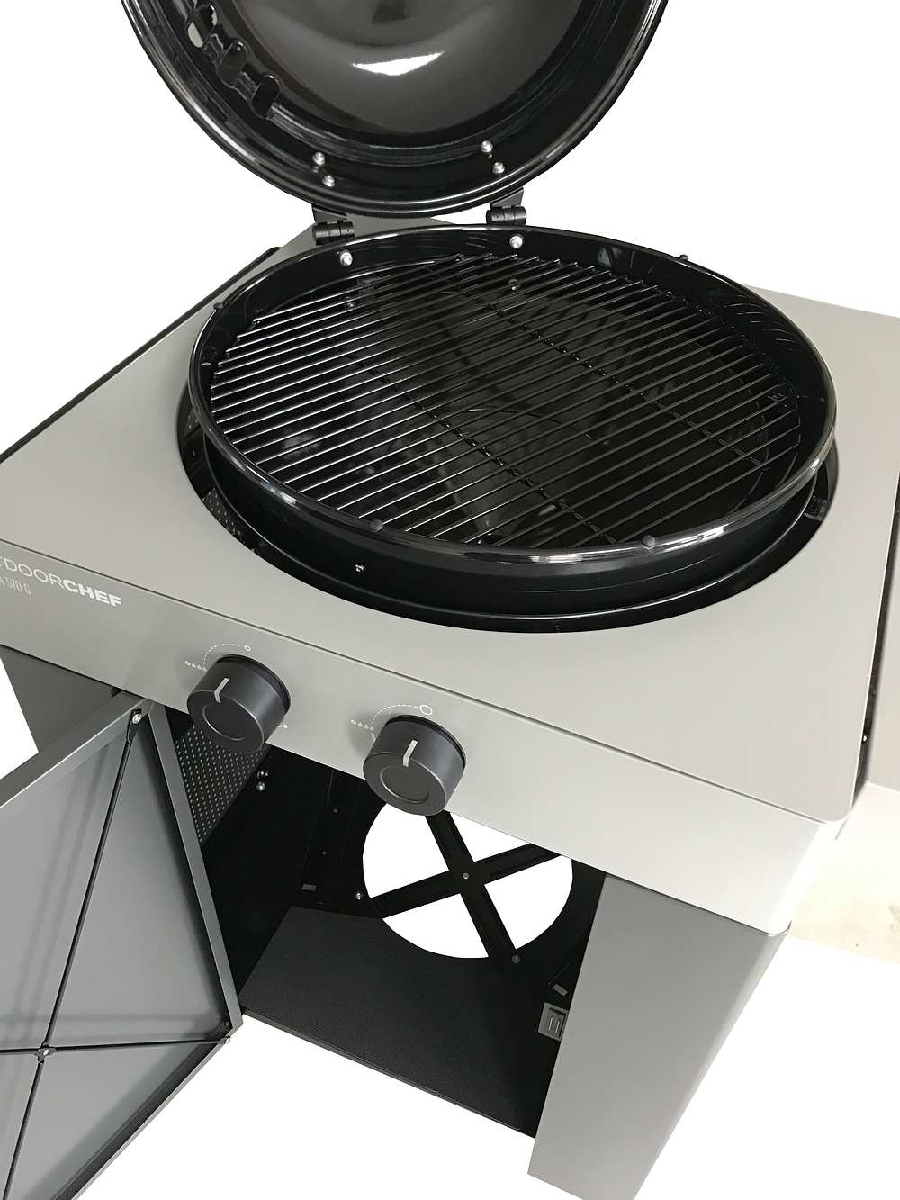 OUTDOORCHEF AROSA 570 G GREY STEEL INKL. BLAZING-/COOKING ZONE + PLANCHA + REINIGUNGSSET